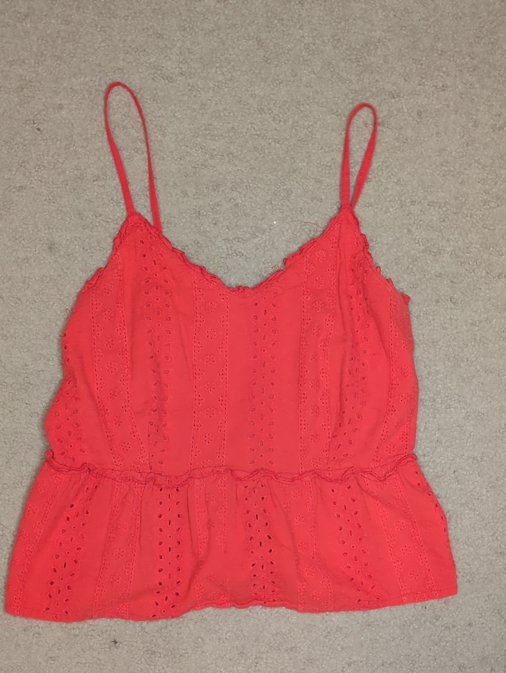 Red Eyelet Peplum Cami Tank Top - Brand: